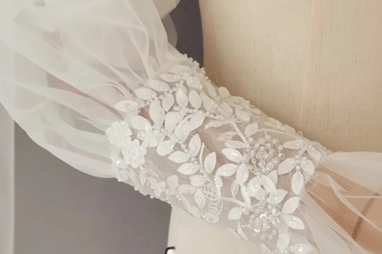 Elegant Sheer Bridal Sleeve Gloves