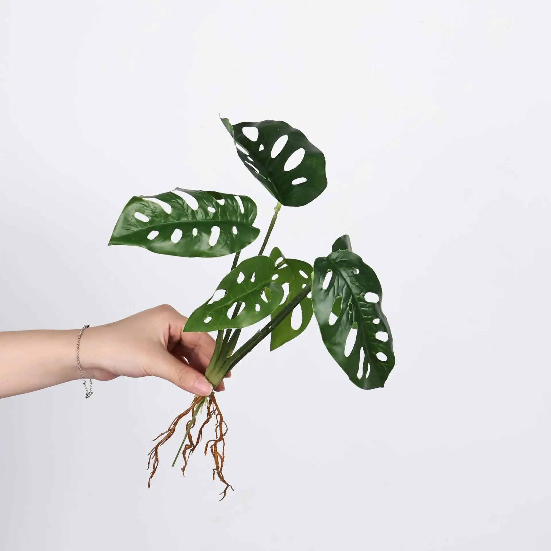 Mixed Artificial Greenery Leaves