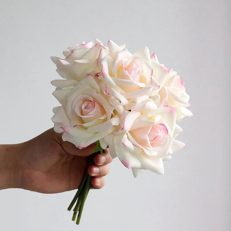 Minimal Pink Rose Bouquet