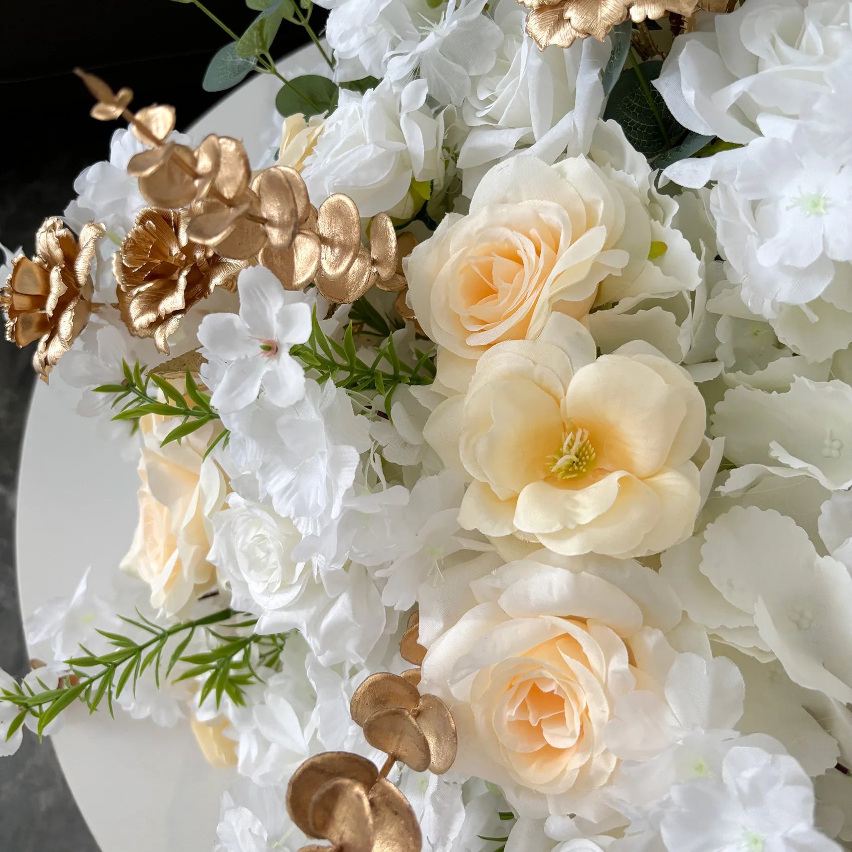 Luxury White Flower Ball Wedding Decoration Piece