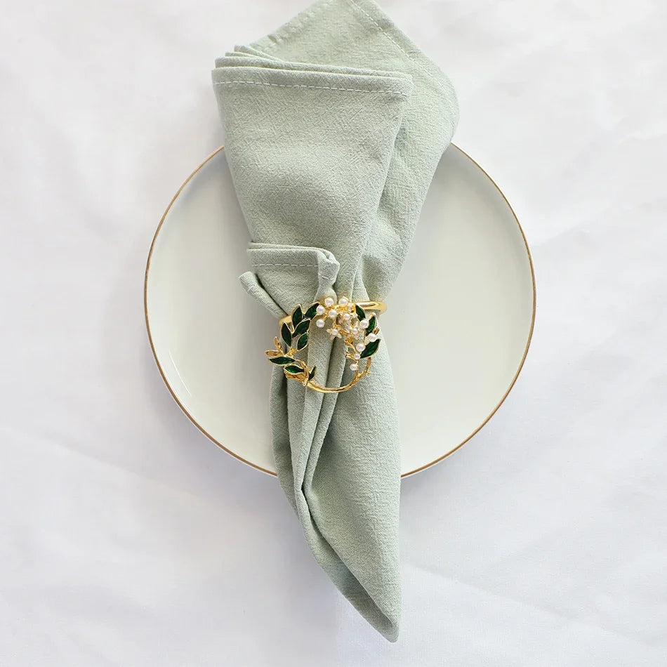 Elegant Cotton Table Napkins for Dining Setup