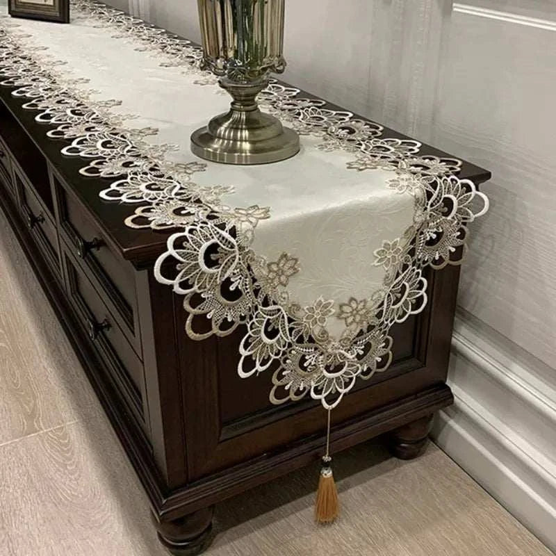 TABLE CLOTHS