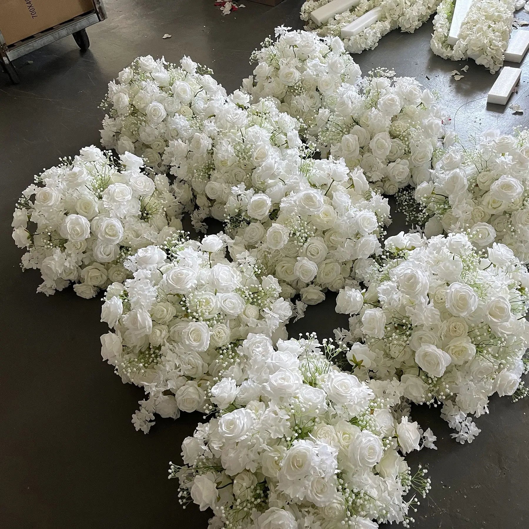 Luxury White Flower Ball Wedding Decoration Piece