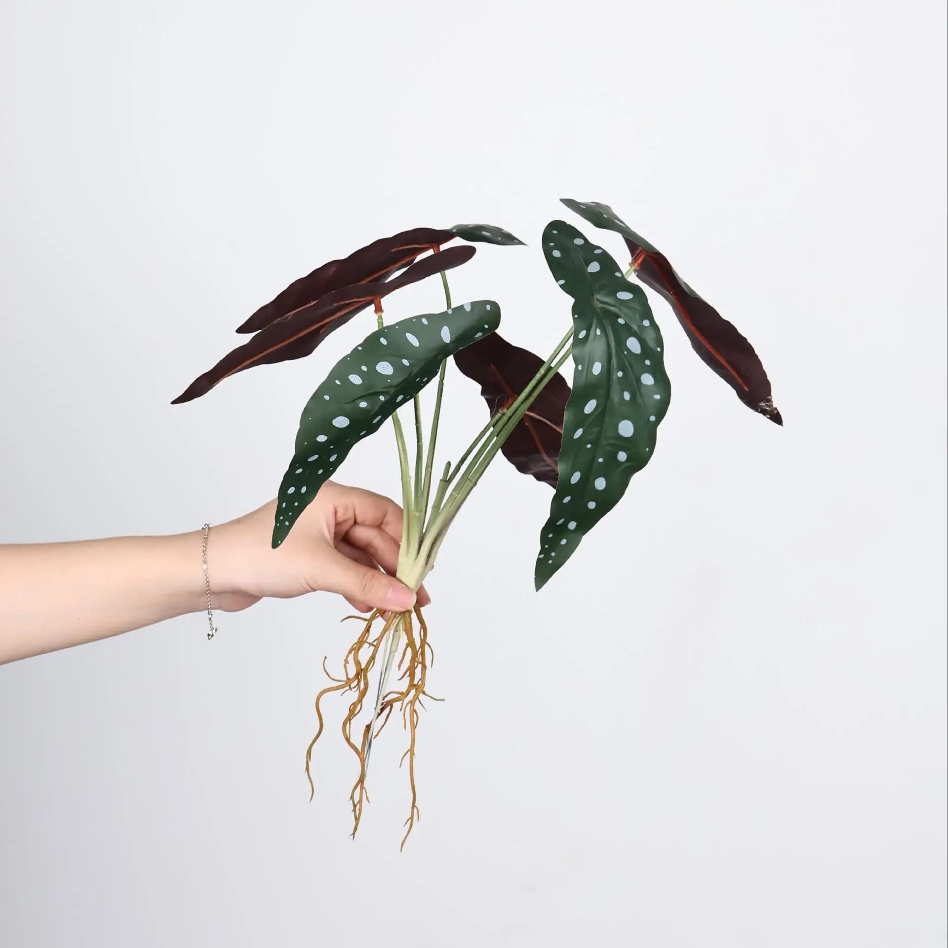 Mixed Artificial Greenery Leaves