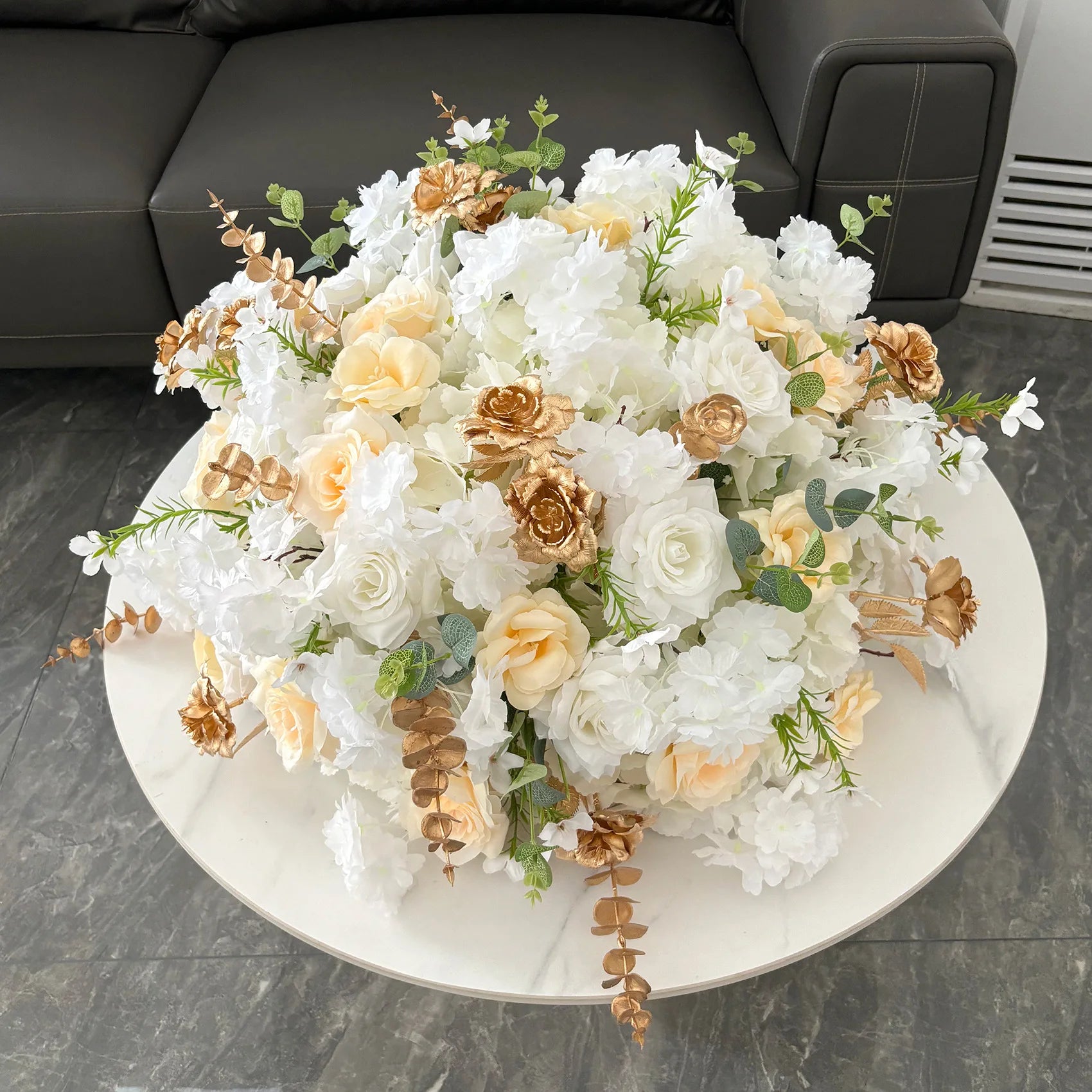 Luxury White Flower Ball Wedding Decoration Piece