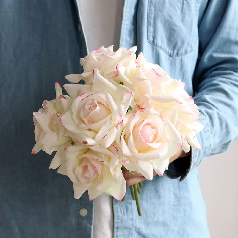 Minimal Pink Rose Bouquet