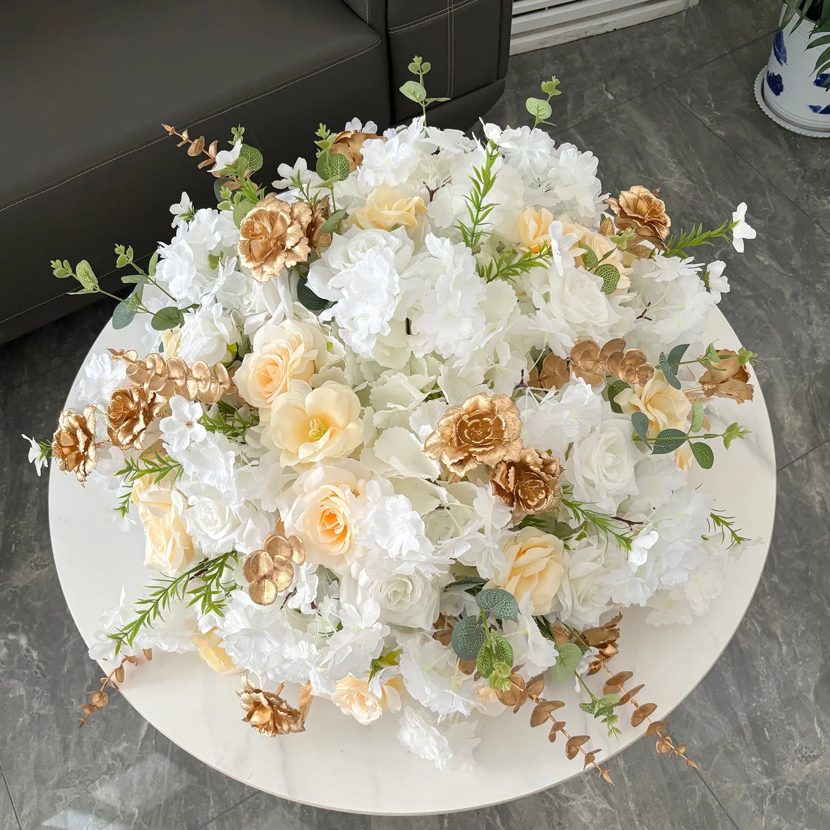 Luxury White Flower Ball Wedding Decoration Piece